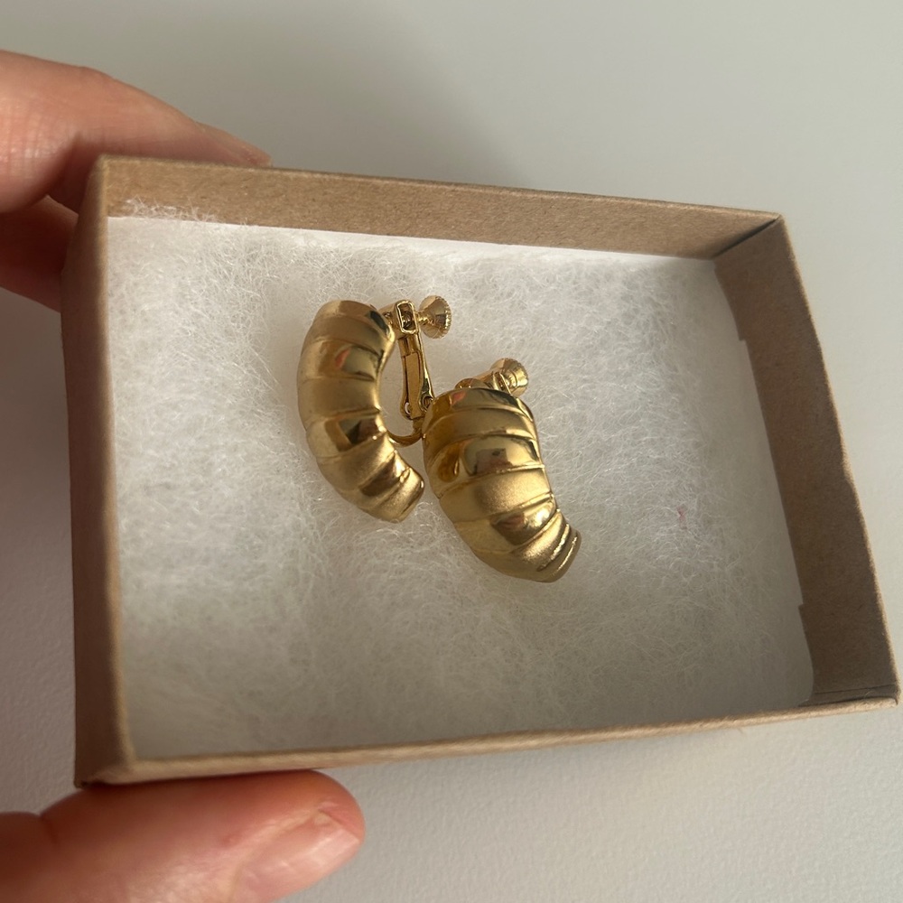 Napier Vintage Clip-On Earrings